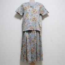 ブルーグレーブーケカットソー上下