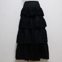 黒ピコフリルローン段々スカート