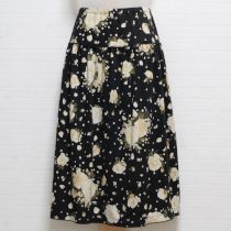 黒薔薇柄カットソースカート