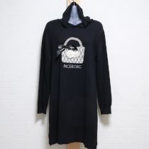 黒バッグアップリケフード付きニットチュニック