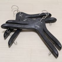 黒ロゴハンガー4本セット