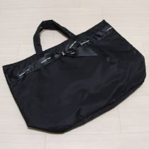 黒リボン付きトートバッグ