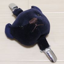 紺顔くまたくし上げクリップ