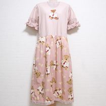 ピンクセーラーくま刺繍ワンピース