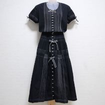 黒ピンタックパールボタンワンピース