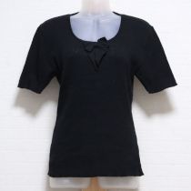 黒ロゴ刺繍リブセーター