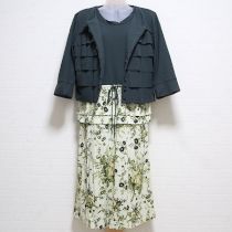 グリーン系段々フリルカーディガン&ロージズチークワンピース【3(9号)】