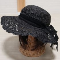 黒リボン使いストローハット