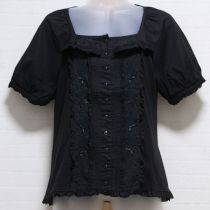 黒鈴蘭刺繍ローン使いカットソー【M】