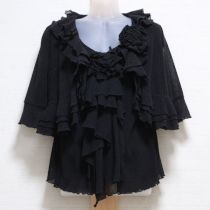 黒花モチーフフリルアンサンブル