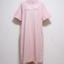 ピンクロゴ入りカットソーワンピース