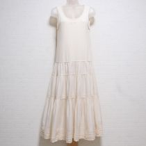 生成ロゴ入り異素材ノースリワンピース