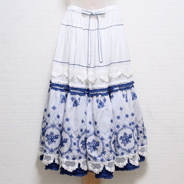 白×紺ローズ刺繍レース使いレイヤー風スカート - ピンクハウス通販 