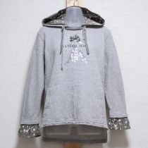 グレー鈴蘭プリント使いパーカー