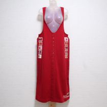 赤くまワッペン付きカットソージャンパースカート