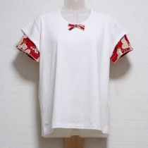 オフ白×赤桜縮緬使いカットソー