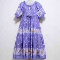 ラベンダーブルーローズガーデナープリントミディワンピース