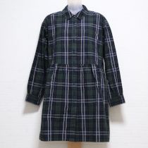 グリーン×紺チェックロゴ刺繍チュニックブラウス