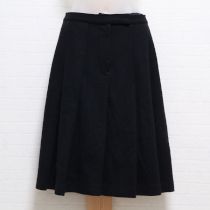 黒ウールプリーツスカート
