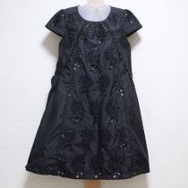 黒フラワーカットワークワンピース