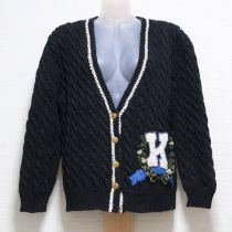 黒【K】モチーフケーブル編みカーディガン