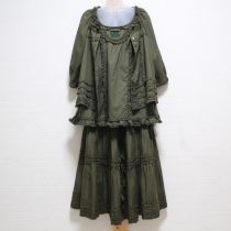 カーキローズ刺繍入りフリルローン3点セット