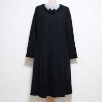 黒ピコフリル使いウールワンピース【9号】