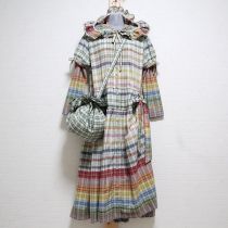 レインボーチェックフード付きワンピースポシェット付き