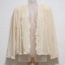 ベージュシフォンオーバーブラウス