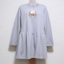 ブルーグレー野いちごの森刺繍スウェットチュニック