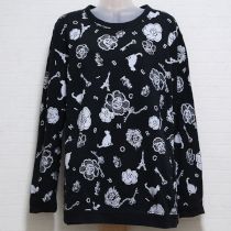 黒カメリアプリントトレーナー