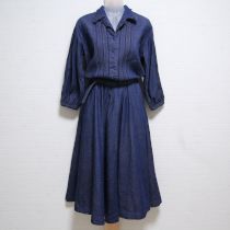 紺ピンタックデニムワンピース