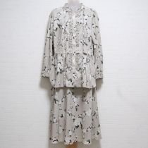グレージュくちなしpt.ブラウス&スカート