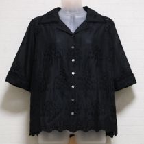 黒鈴蘭ブーケ刺繍ブラウス【3(9号)】