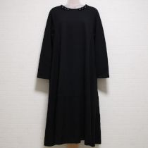 黒モチーフ付きカットソーワンピース【3(9号)】