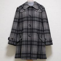 黒系チェックコート