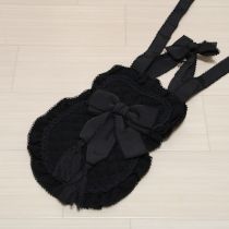 黒ブレード使いキルティング瓢箪ポシェット