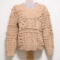 ベージュ系模様編みセーター