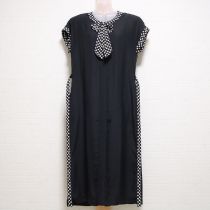 黒ドット使いポリワンピース
