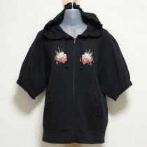 黒ストロベリーブーケ刺繍半袖パーカー【4(L)】