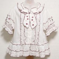 オフ白ラズベリー刺繍入りブラウス