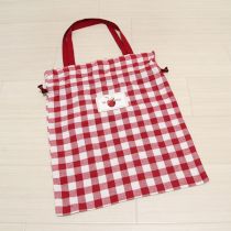赤×白アップルブロッサムワッペン付き巾着バッグ