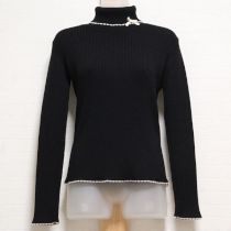 黒配色リボンリブハイネックセーター