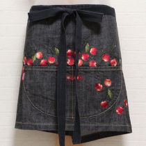 黒チェリー刺繍デニムエプロン