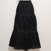 黒シアーティアードスカート