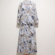ブルーグレー花柄シフォンブラウス&スカート