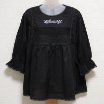 黒フランス製レース使いブラウス