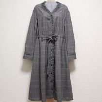 グレー系フリル使いグレンチェックワンピース