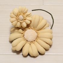 ベージュ系雛菊コサージュ