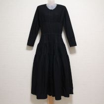 黒ピンタックワンピ―ス